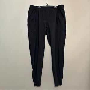 The North Face black lightweight jogger size 16